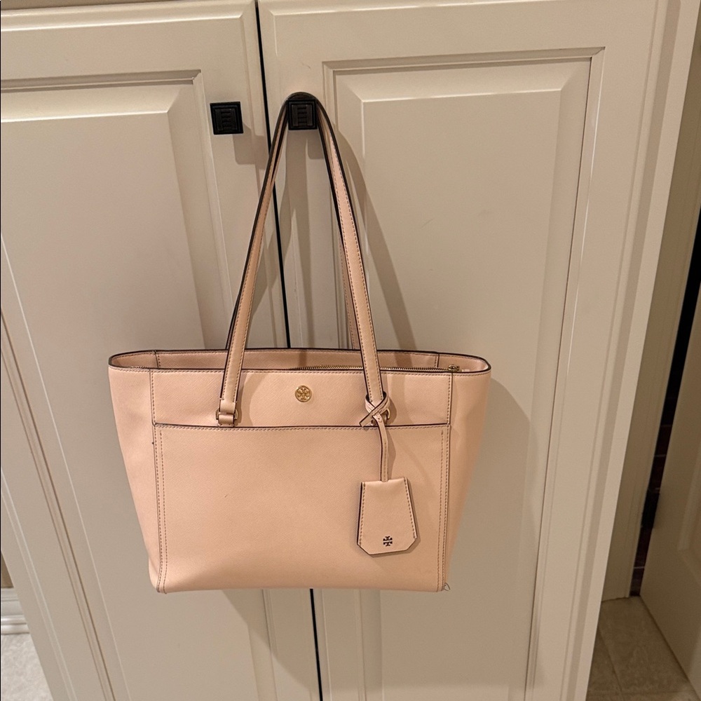 Tory Burch Robinson Blush Leather Tote with Gold Logo